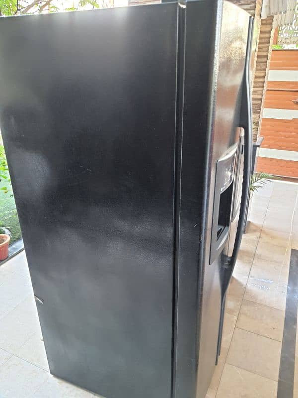 General fridge 2 doors 1