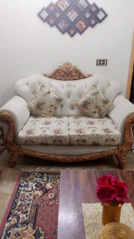 shesham sofa set new 10 /10 condition 1