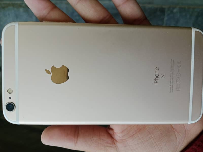 Apple iPhone 6S Plus 0