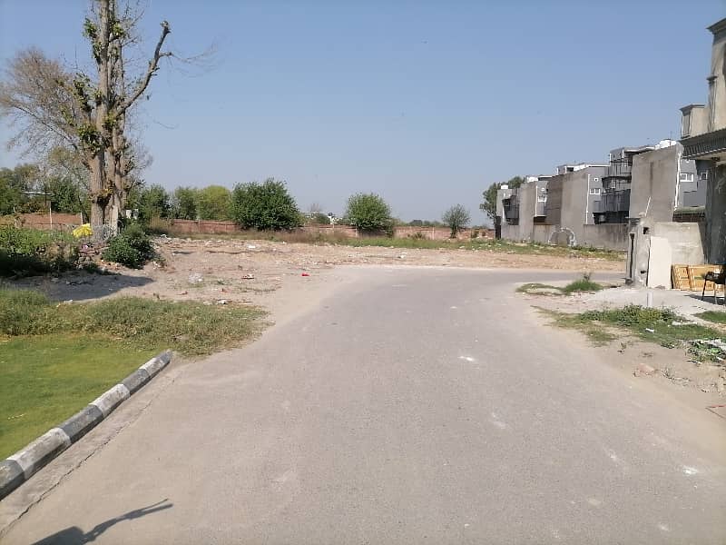 5 Marla House In Green City - Block C For sale At Good Location 4