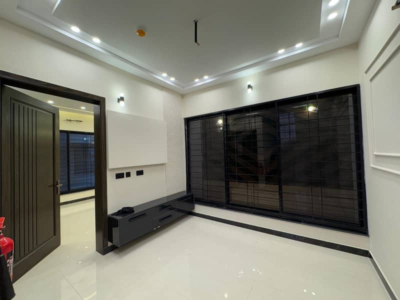 5 Marla Brand New Modern Design House For Sale In DHA Phase 11 Rahbar Lahore. A+ Solid Construction House. 14