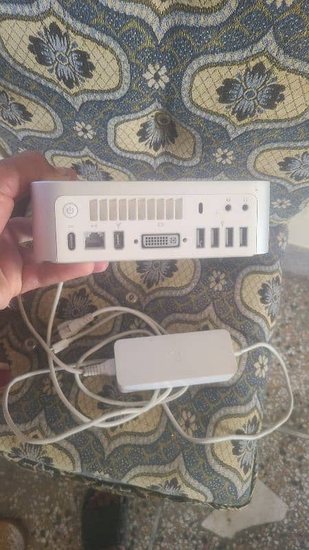 Almost brand new condition Mac Pc For sale 0