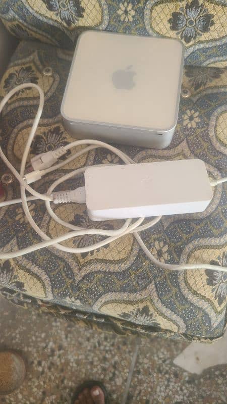Almost brand new condition Mac Pc For sale 2