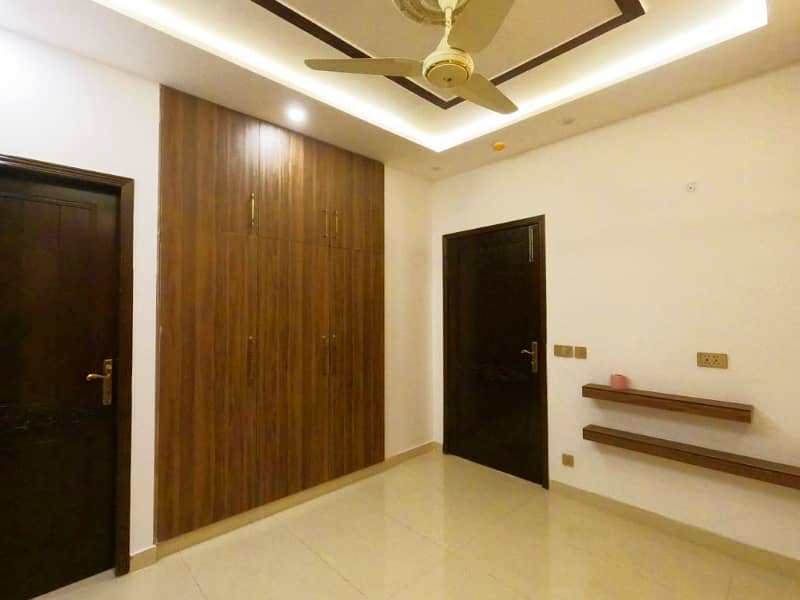 Prime Location 5 Marla House In DHA 11 Rahbar 12