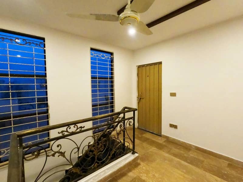 Prime Location 5 Marla House In DHA 11 Rahbar 28