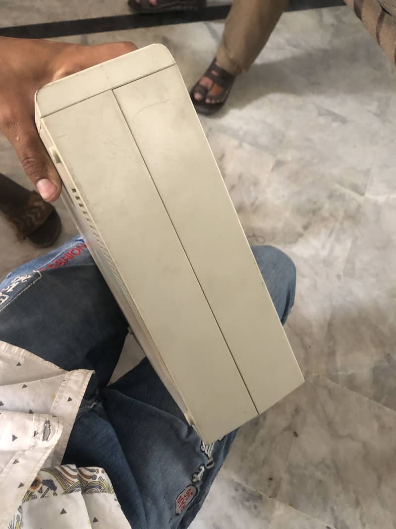 Suder ups 1000w+12w.  03234443615 4