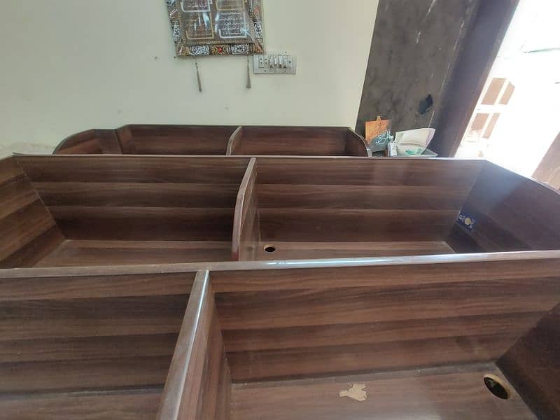 Call Center Cabin | Work Stations 0