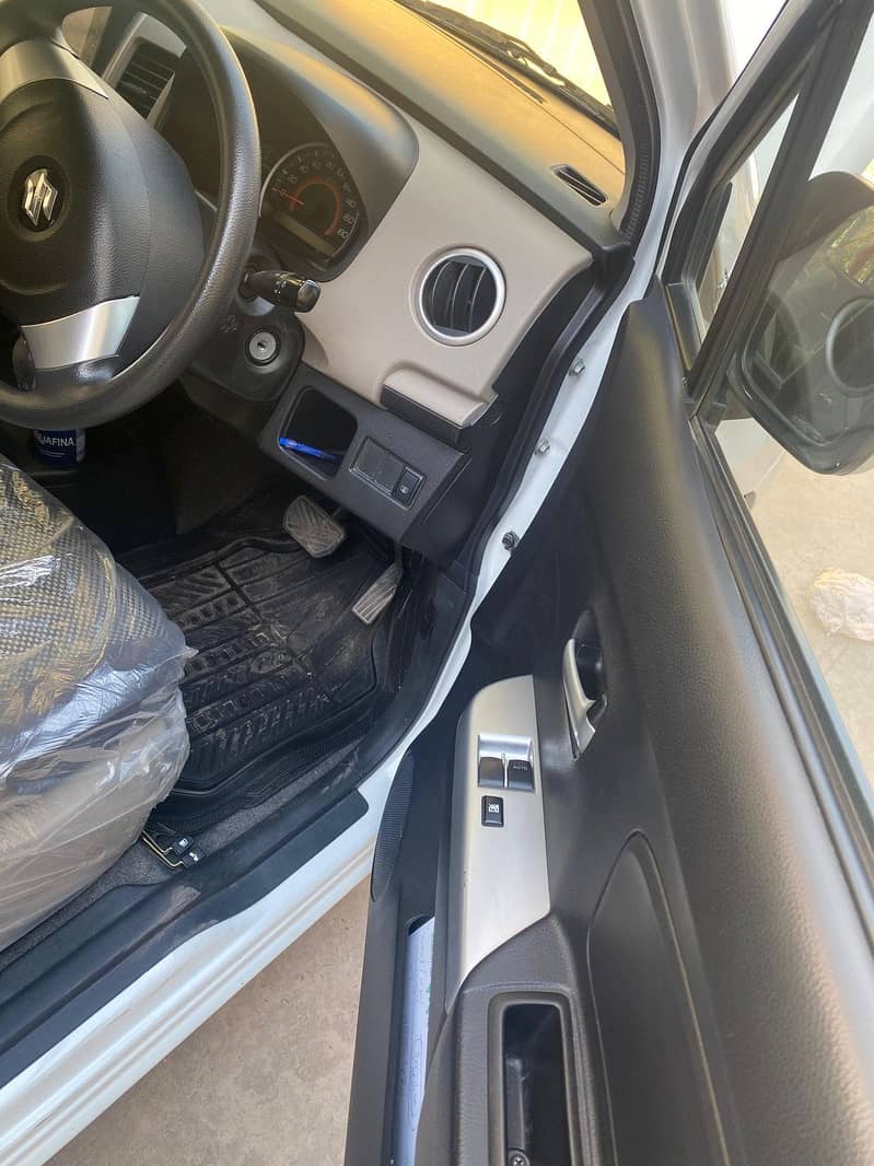 Wagon R AGS 7
