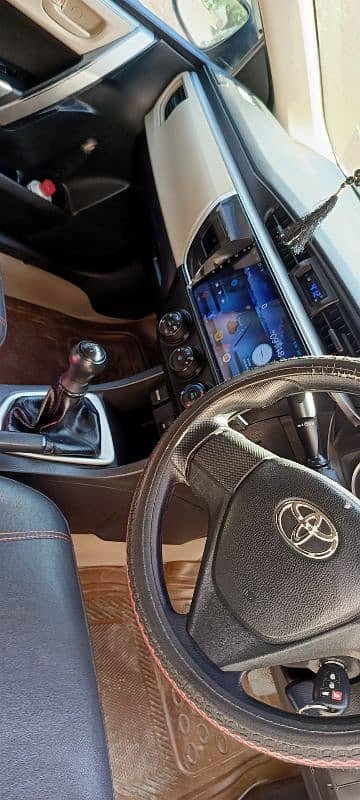 Toyota Corolla GLI 2017 Total jiniune Excellent Condition 4