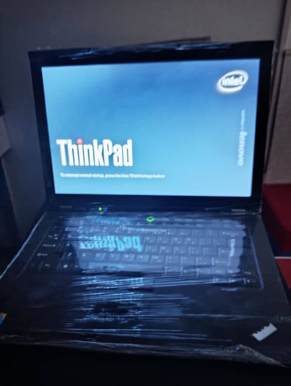 Lenovo i5/ 4GB Ram/128 GB SSD 0