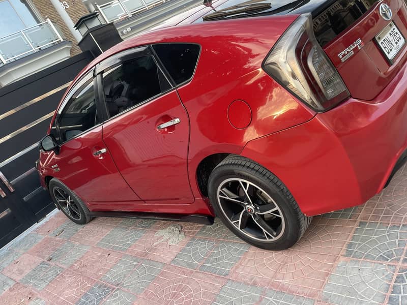 Toyota Prius 1.8 top of line 6