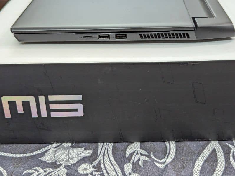 Alienware M15 R3 (Gaming Laptop) 6