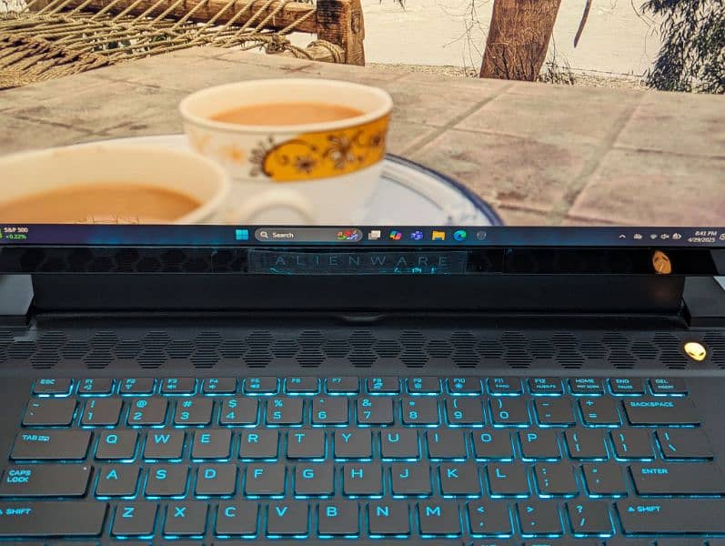 Alienware M15 R3 (Gaming Laptop) 8