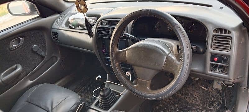 Suzuki Baleno 2000 3