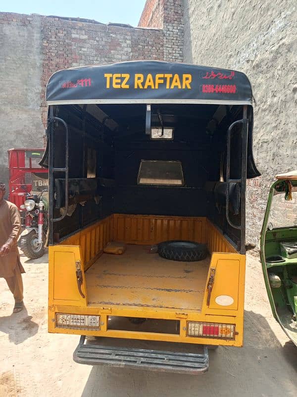 Tez Raftar Rikshaw 10/9 condition documents cleared 03127155639 phone 1