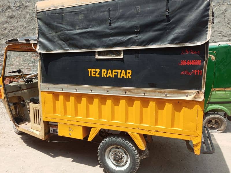 Tez Raftar Rikshaw 10/9 condition documents cleared 03127155639 phone 3