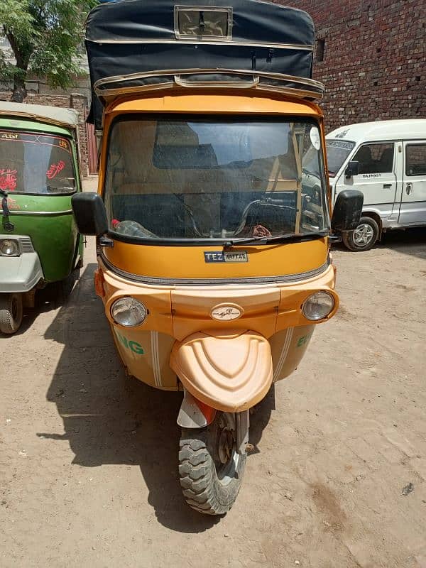 Tez Raftar Rikshaw 10/9 condition documents cleared 03127155639 phone 8