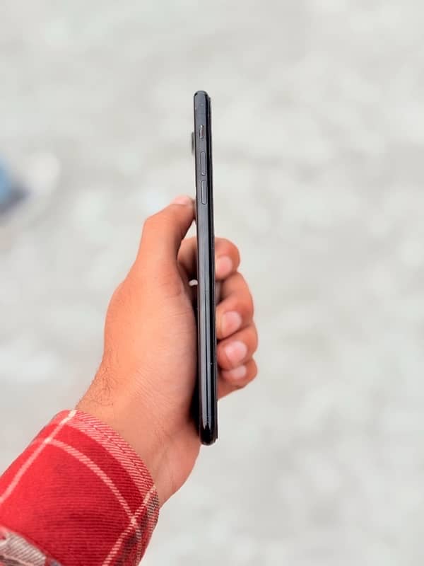 IPhone 7 plus 128gb PTA Approved 5