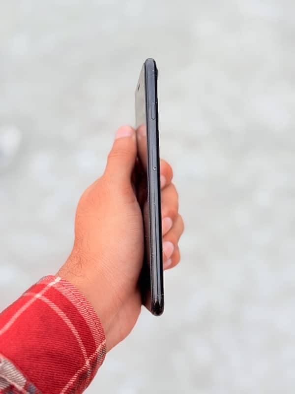 IPhone 7 plus 128gb PTA Approved 7