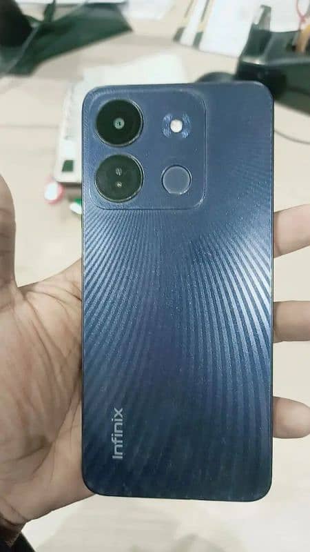 Infinix Smart 7 HD 4/64 1
