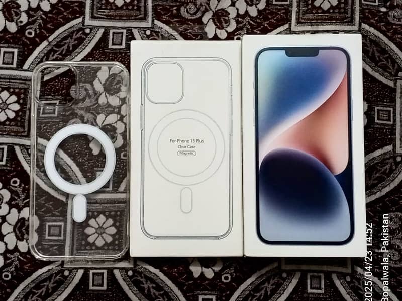 iPhone 14 Plus urgent sale. Whatsap number 03237573143 0