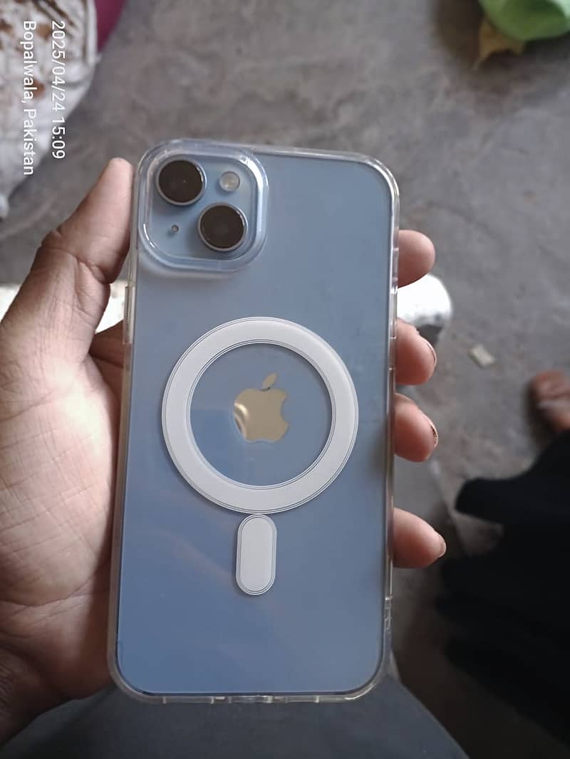 iPhone 14 Plus urgent sale. Whatsap number 03237573143 4