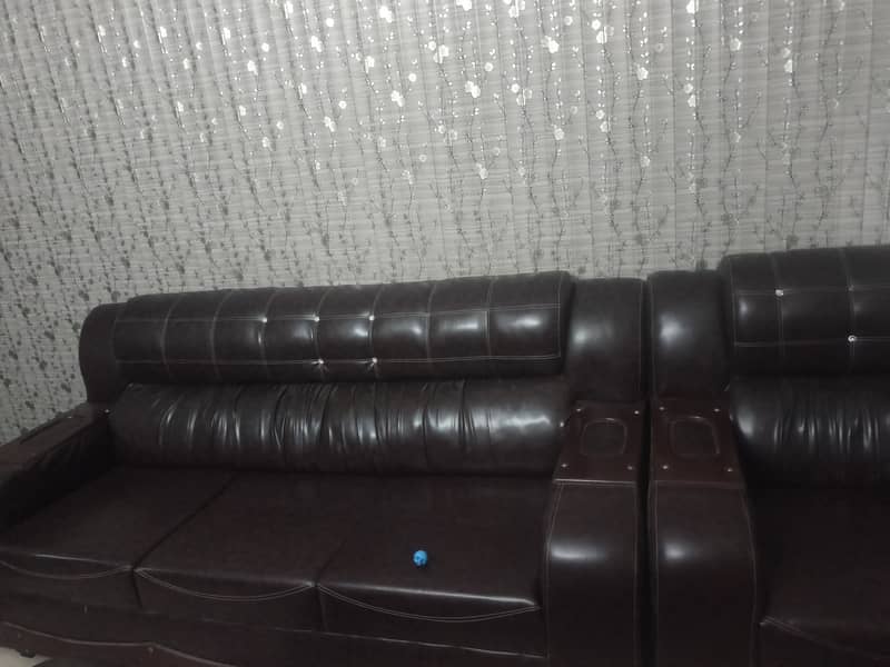 brown colour fine sofa set 1