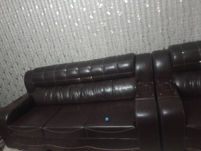 brown colour fine sofa set 3