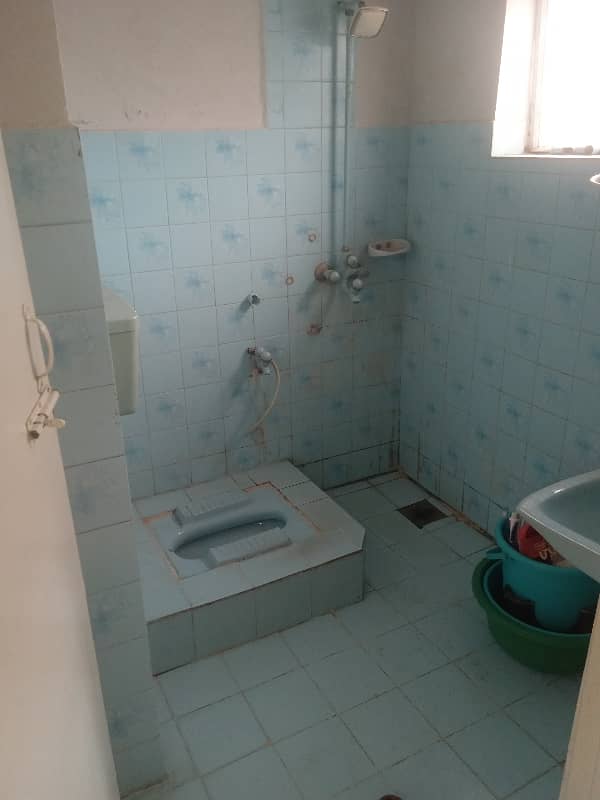 Upper Portion Available For Rent 3
