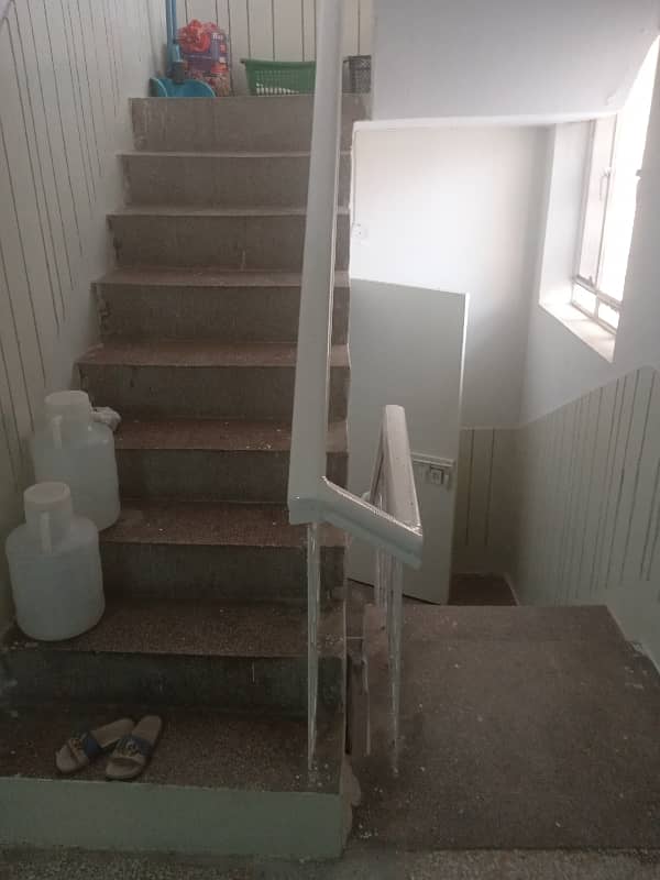 Upper Portion Available For Rent 8