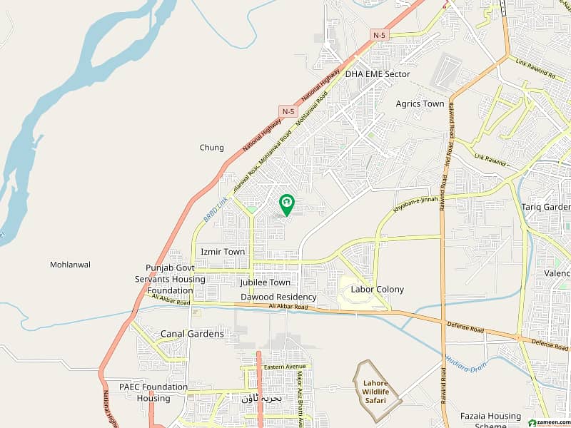 Prime Location Flat For Grabs In 3 Marla Lahore 0