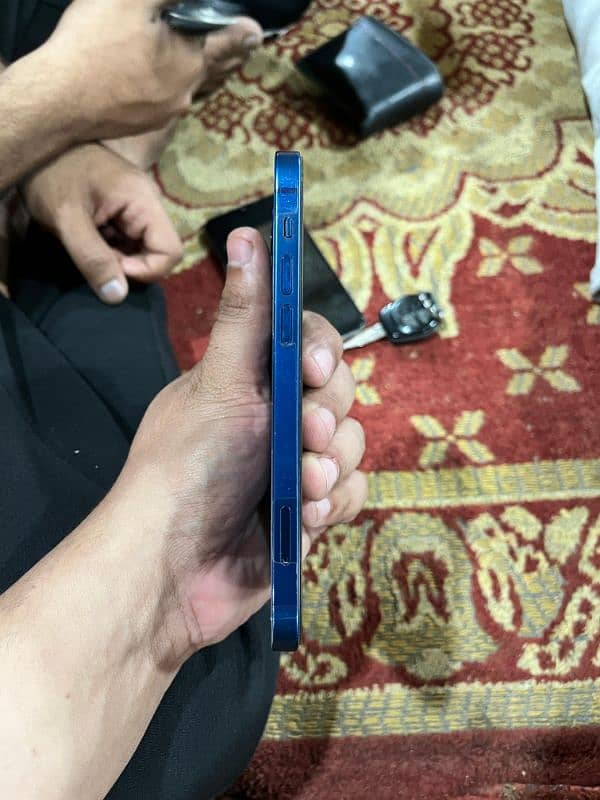 iphone 12 128 fu 4