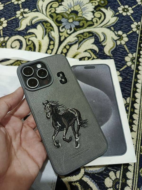 iphone 15 pro max 2