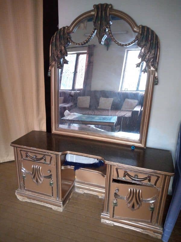 dressing table 2