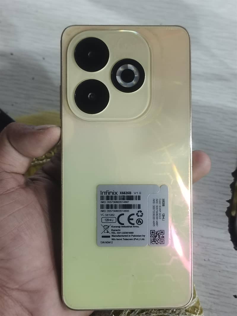 infinx smart 8 pro.     4+4/128 0