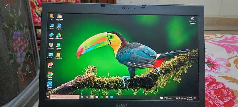 Dell Precision M4800 i7-4th Gen with 2GB Radeon Card 1