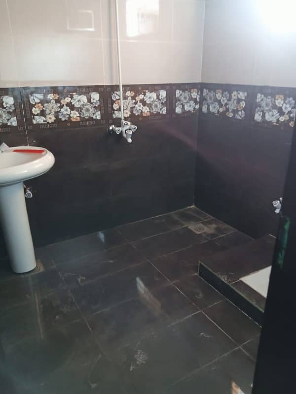 5 Marla House Upper Portion For Rent in Chinnar Bagh Raiwind Road Lahore 5