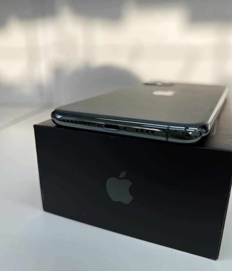 iPhone 11 pro max PTA 2