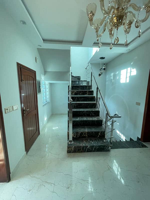 5 Marla Facing Park Brand New House At A Very Prime Location Of Jinnah Block, Bahria Town Lahore 11