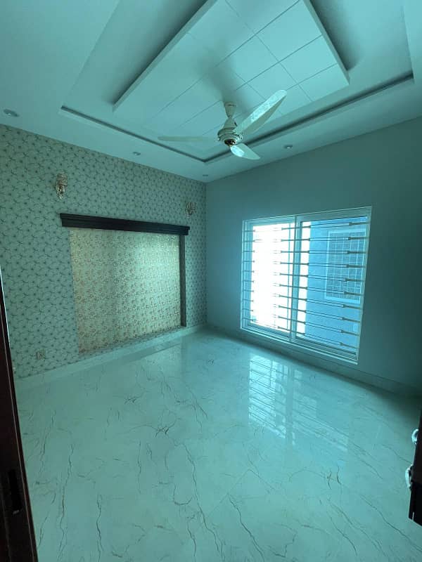 5 Marla Facing Park Brand New House At A Very Prime Location Of Jinnah Block, Bahria Town Lahore 12