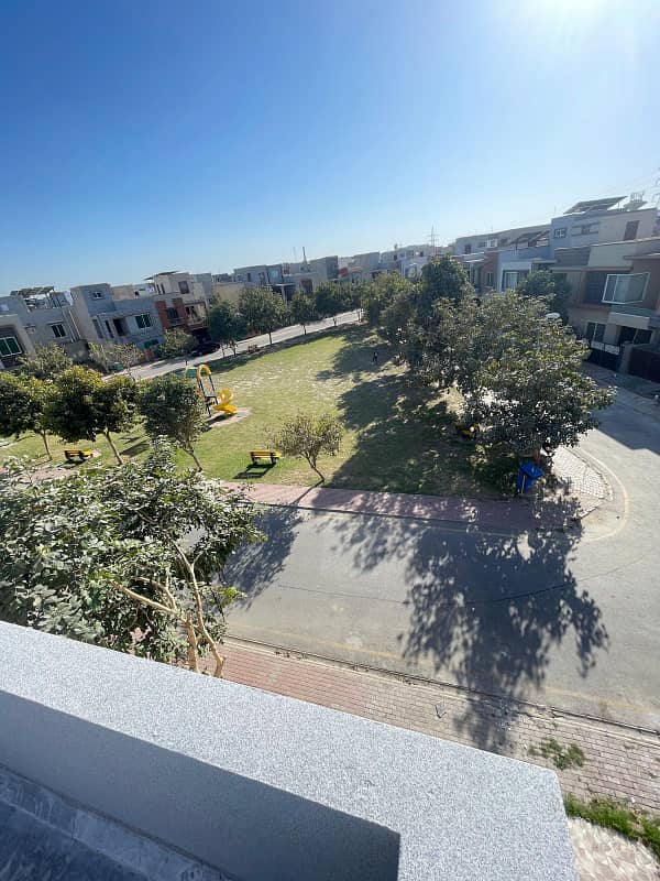 5 Marla Facing Park Brand New House At A Very Prime Location Of Jinnah Block, Bahria Town Lahore 16