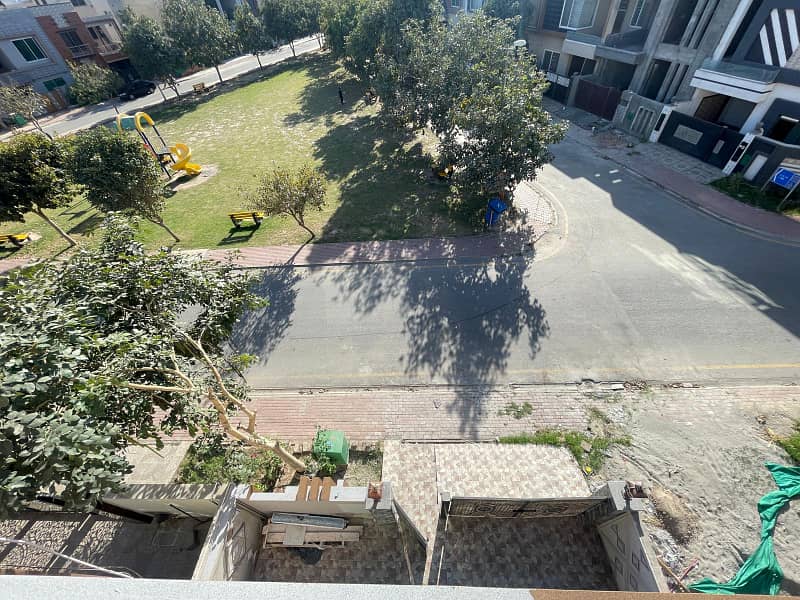 5 Marla Facing Park Brand New House At A Very Prime Location Of Jinnah Block, Bahria Town Lahore 17