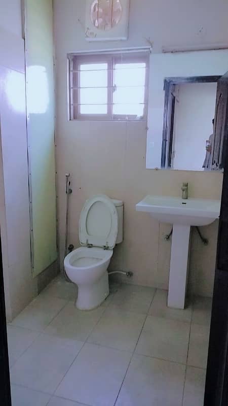 10 Marla Modern 3-Bedroom Apartment With Spectacular View Available for Rent In Askari 11, Lahore 1