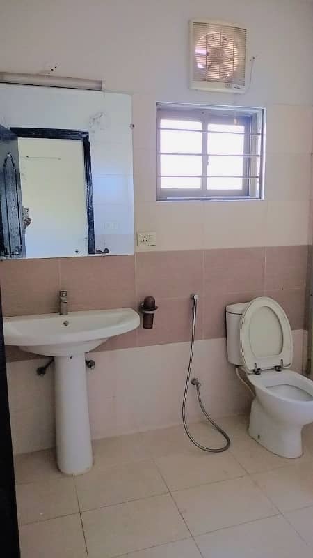 10 Marla Modern 3-Bedroom Apartment With Spectacular View Available for Rent In Askari 11, Lahore 6