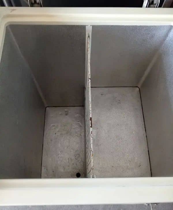 Pel Freezer Original Compressor and Gass 4