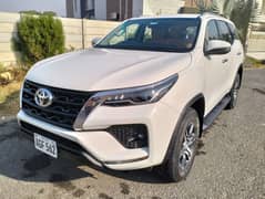 Lahore rent a car Toyota fortuner kia sportage Honda Civic Self drive