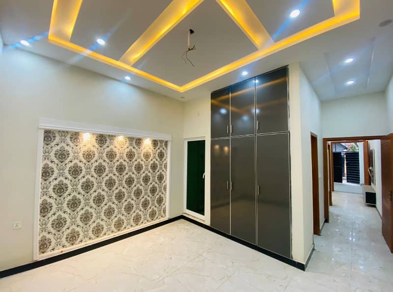 Beautiful 3 bed 3 Marla Double Storey House For Sale Ali Park ( Ghousia Masjid ) near Bhatta Chowk ( 0335-5779339 ) 0