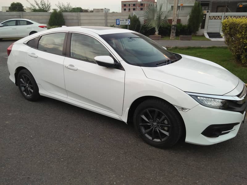 Honda civic Toyota Corolla Yairs H-City available self drive Lahore 6