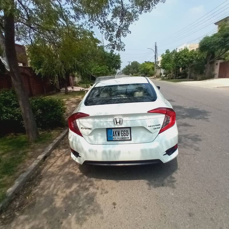 Honda civic Toyota Corolla Yairs H-City available self drive Lahore 9
