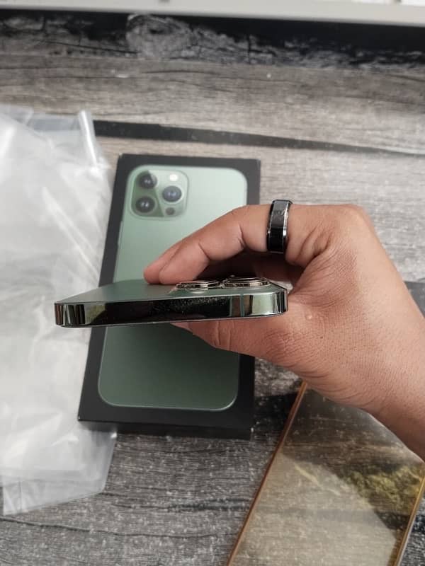 I phone 13 pro max 10/10 condition all ok water pack with box 0